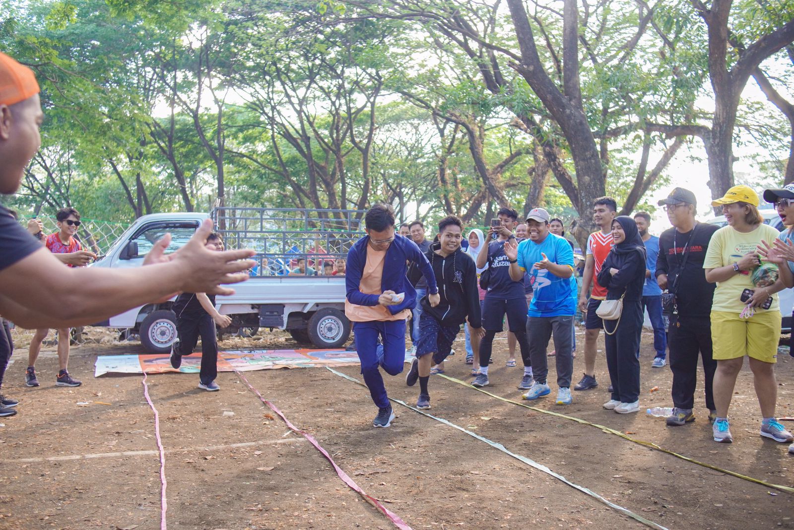 Calon Wakil Wali Kota Makassar Ilham Ari Fauzi Saat Mengikuti Lomba