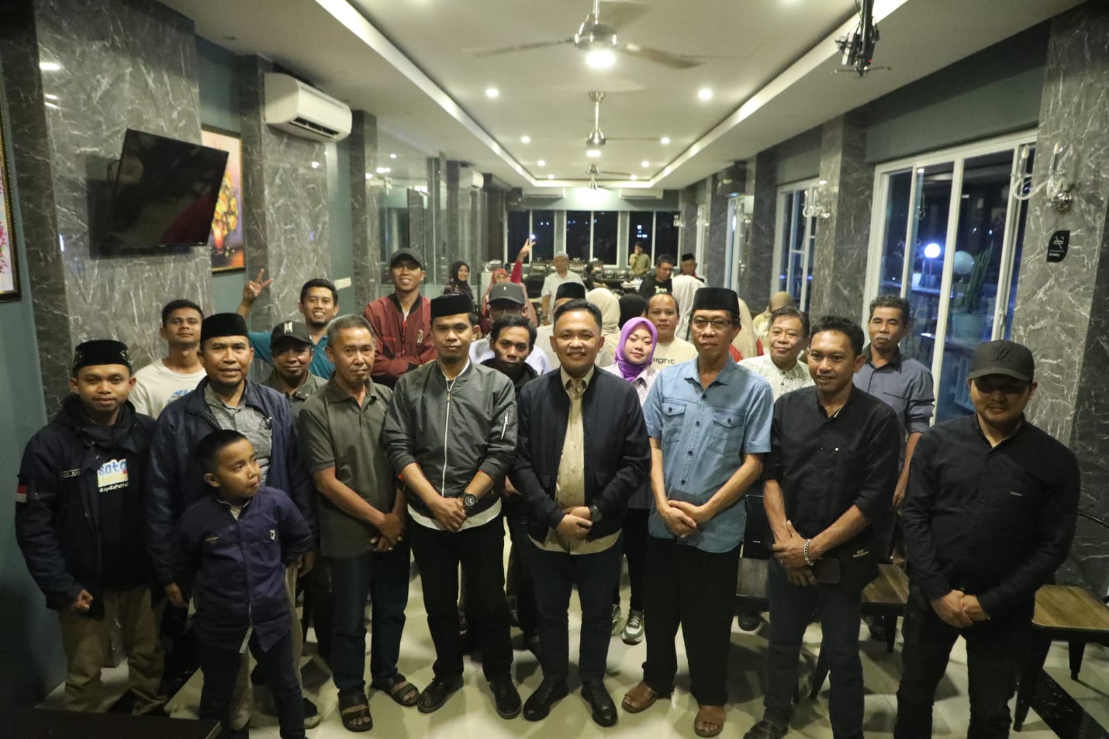 ukungan untuk pasangan Calon Bupati Bantaeng, Ilham Azikin - Nurkanita M Kahfi terus saja mengalir