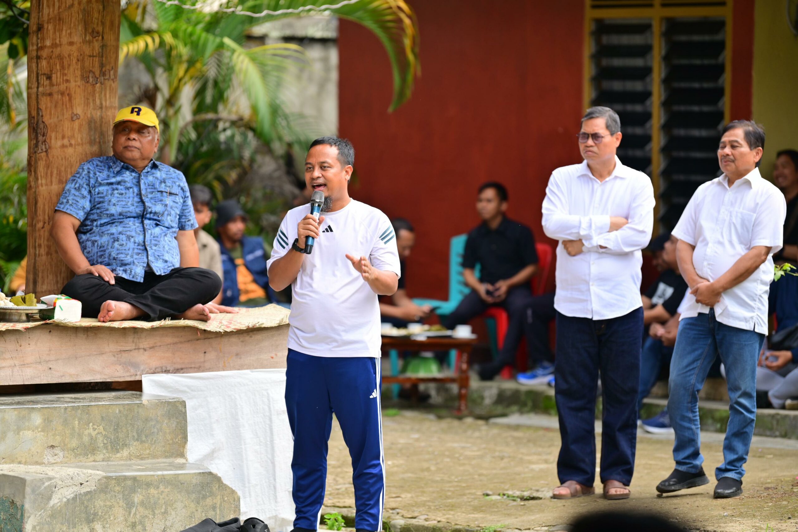Calon Gubernur Sulsel Nomor Urut 2 Andi Sudirman Sulaiman Saat Silaturahmi di Tana Toraja